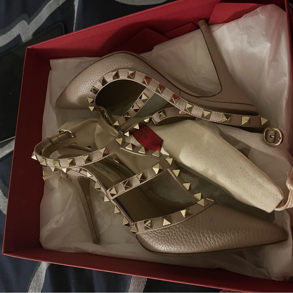 Valentino Garavani Rockstud Leather Pointed Toe Slingbacks in Beige - Picture 12 of 16